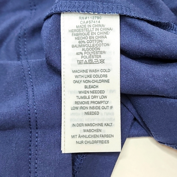 TRUE RELIGION NAVY BLUE LARGE TSHIRT - Picture 8 of 9